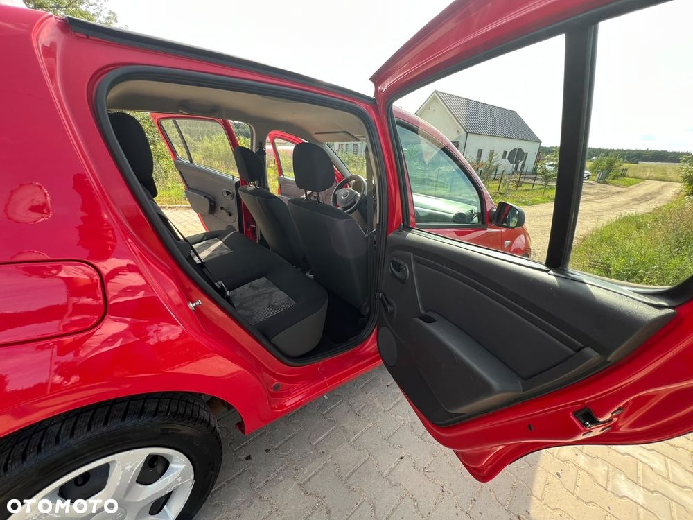 Dacia Sandero - 19