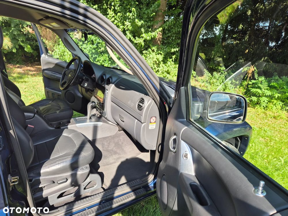 Jeep Cherokee 3.7 Limited - 14