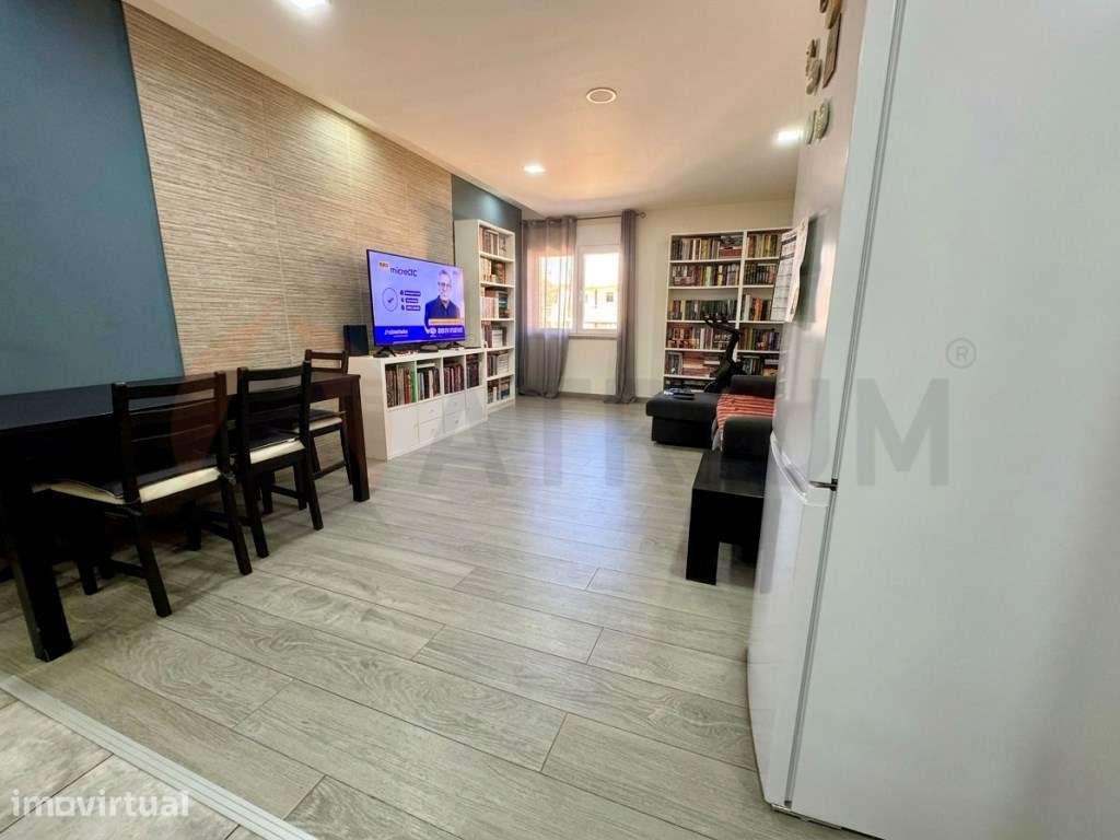 T1 semi-remodelado Setúbal - Grande imagem: 2/10