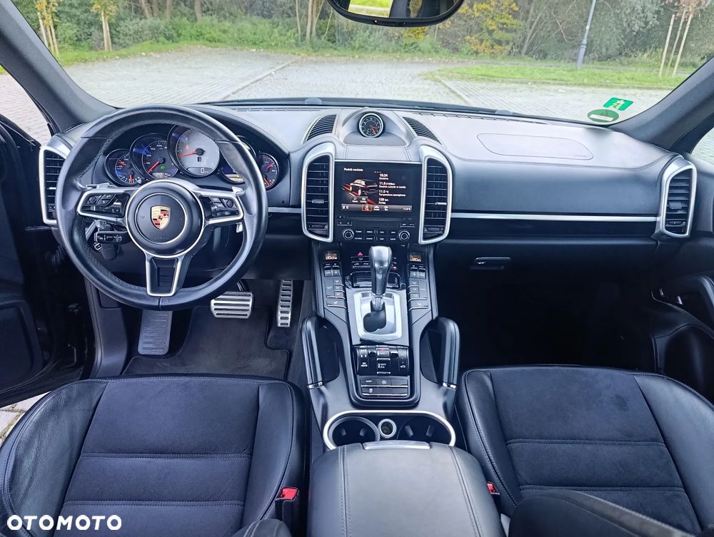 Porsche Cayenne S Platinum Edition - 21
