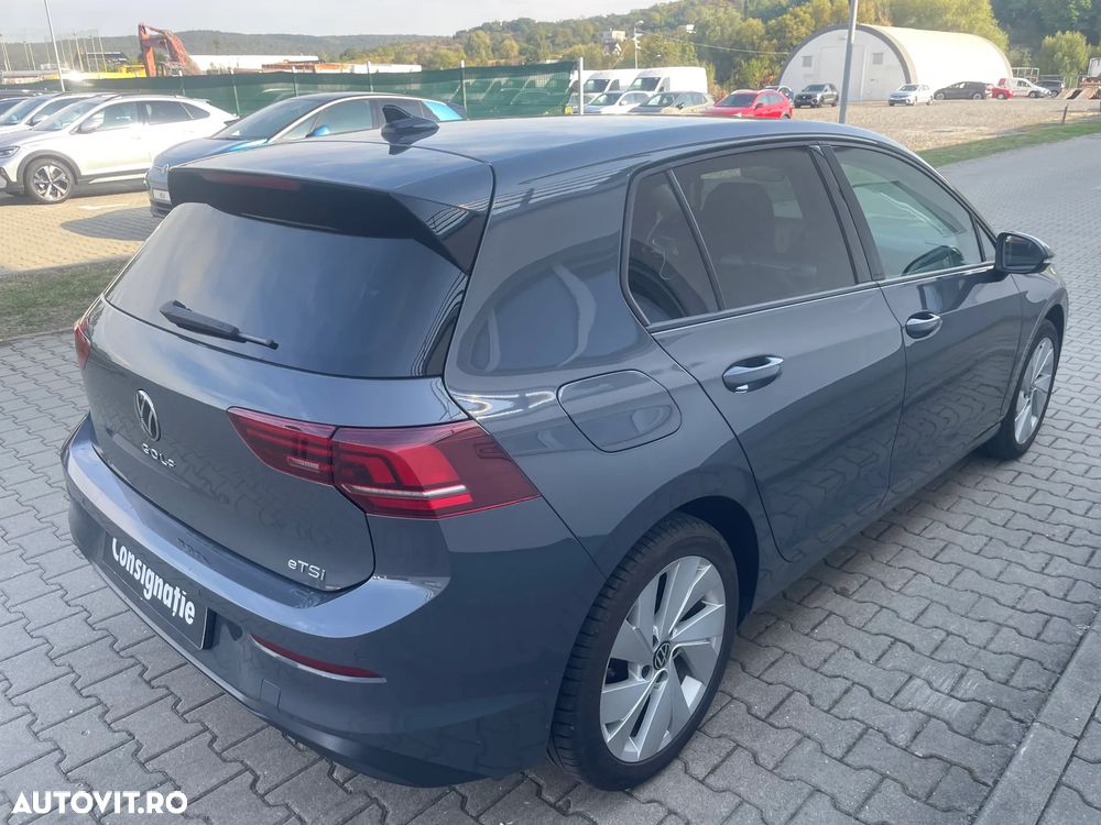 Volkswagen Golf - 3