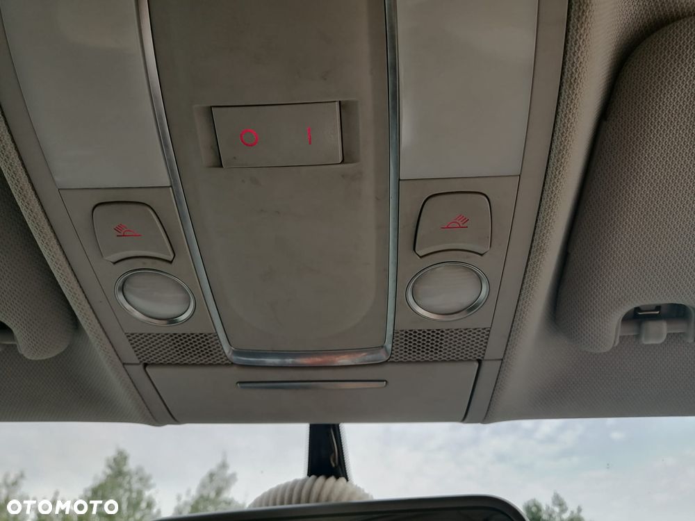 Audi A6 Avant - 25