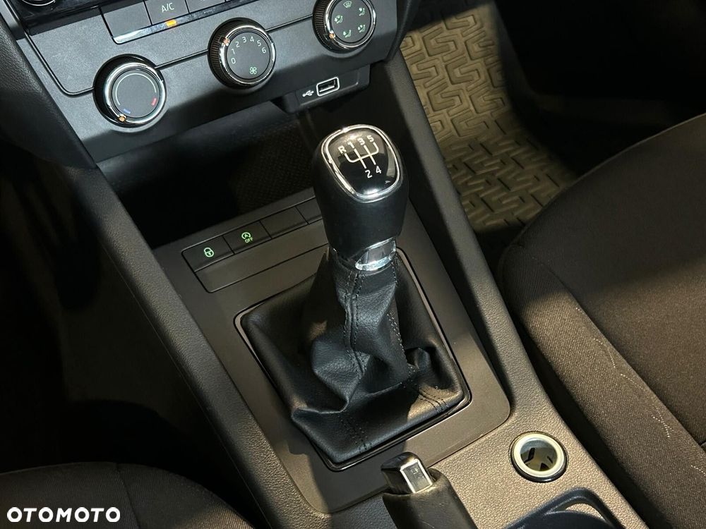 Skoda Octavia 1.6 TDI Active - 21