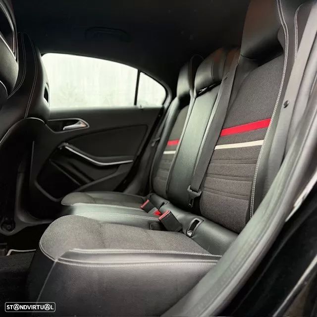 Mercedes-Benz A 180 CDI 7G-DCT Urban - 8