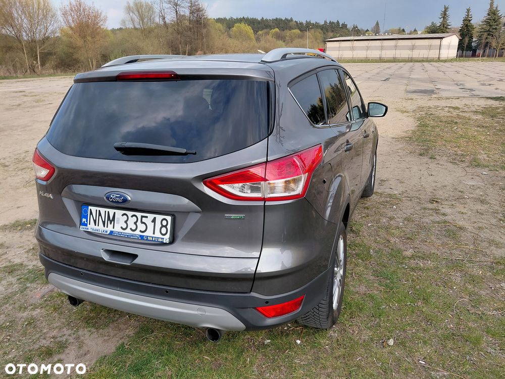 Ford Kuga 1.6 EcoBoost 2x4 Titanium - 10