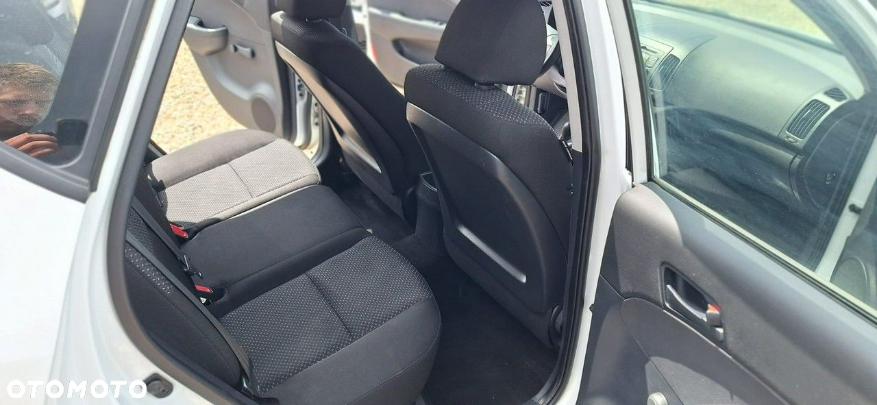 Hyundai i30 - 12