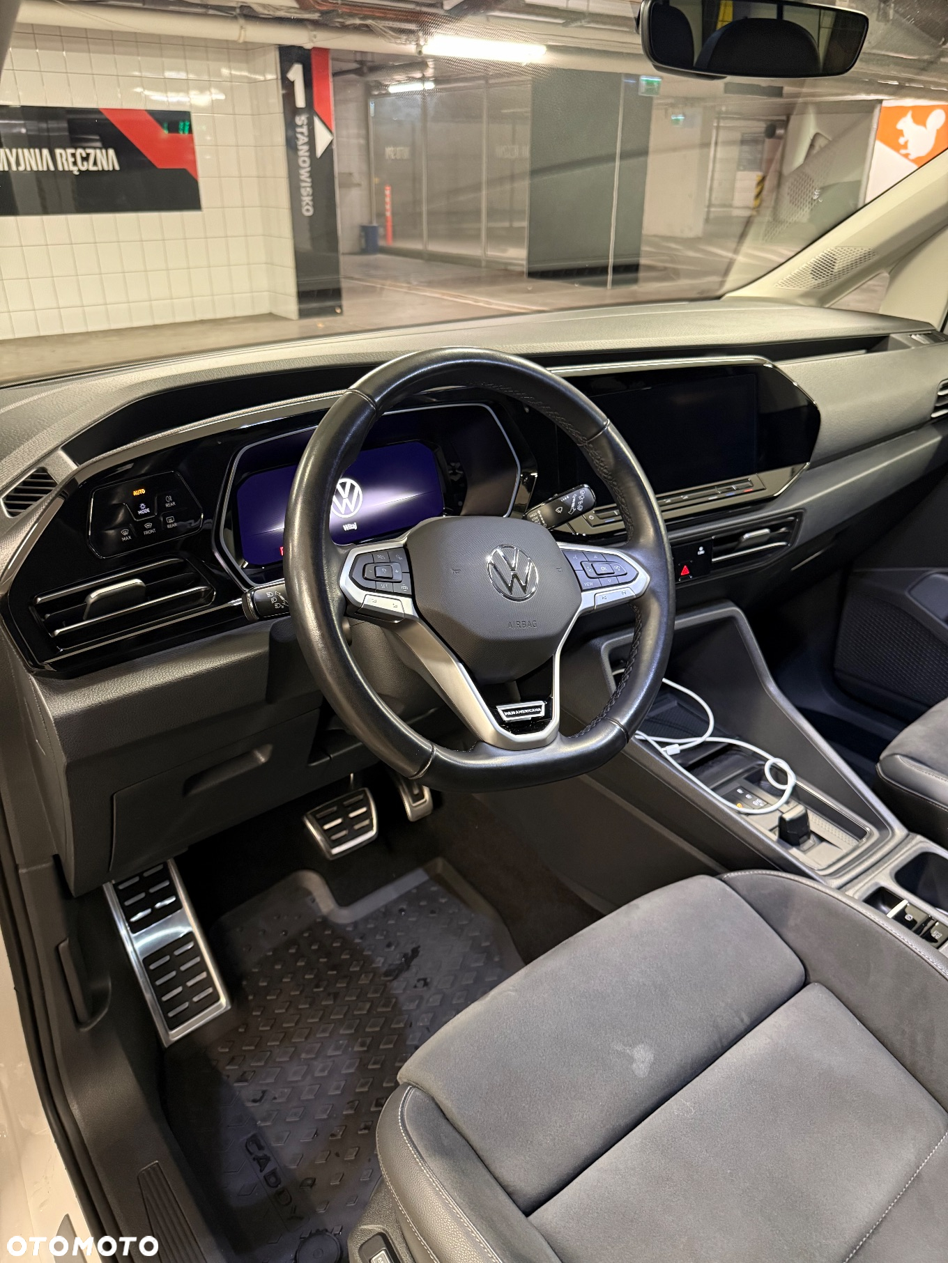 Volkswagen Caddy 1.5 TSI PanAmericana DSG - 16