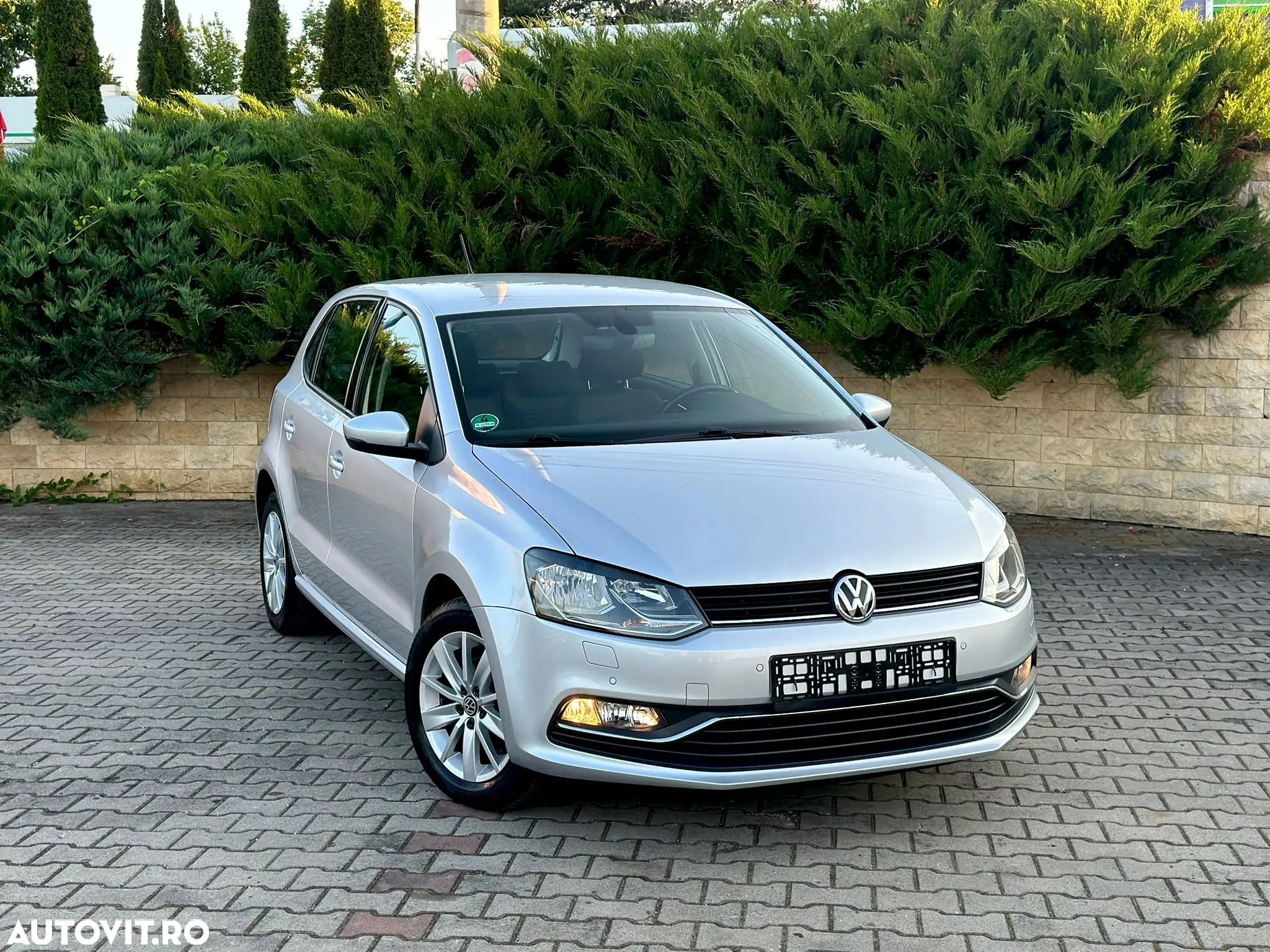 Volkswagen Polo 1.0 (Blue Motion Technology) Trendline - 1
