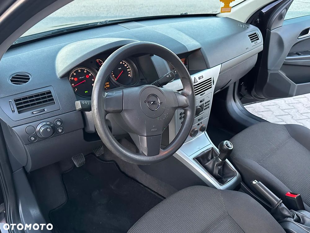 Opel Astra 1.4 - 24