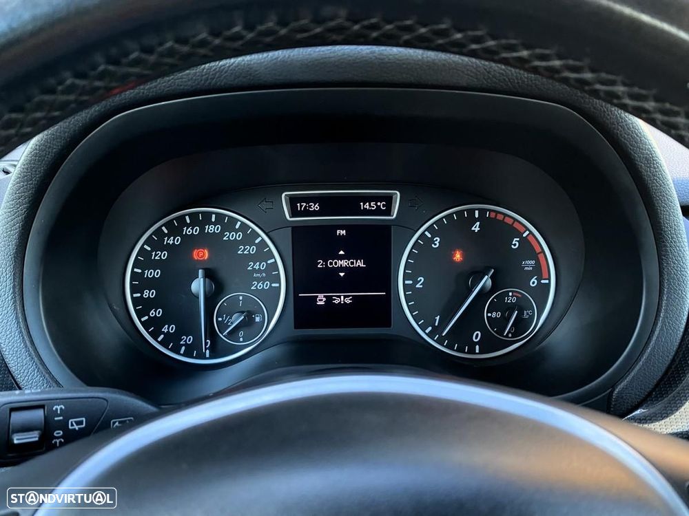 Mercedes-Benz B 180 CDI BlueEFFICIENCY - 19