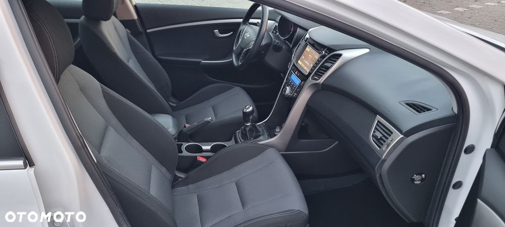 Hyundai i30 blue 1.6 GDI YES Gold - 22