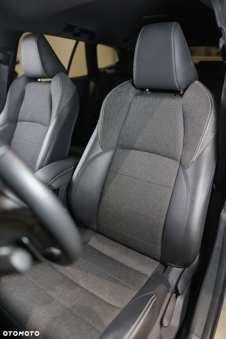Toyota Corolla - 11