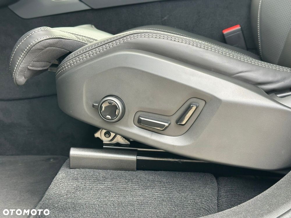 Volvo XC 90 - 33