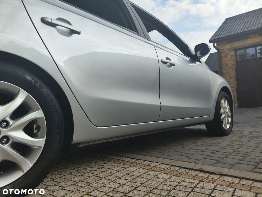 Hyundai i30 i30cw 2.0 Style - 23