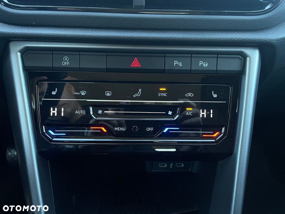 Volkswagen T-Roc 1.5 TSI Life Plus - 25