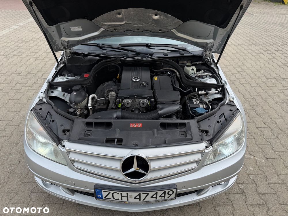 Mercedes-Benz Klasa C 180 Kompressor Automatik BlueEFFICIENCY Avantgarde - 30