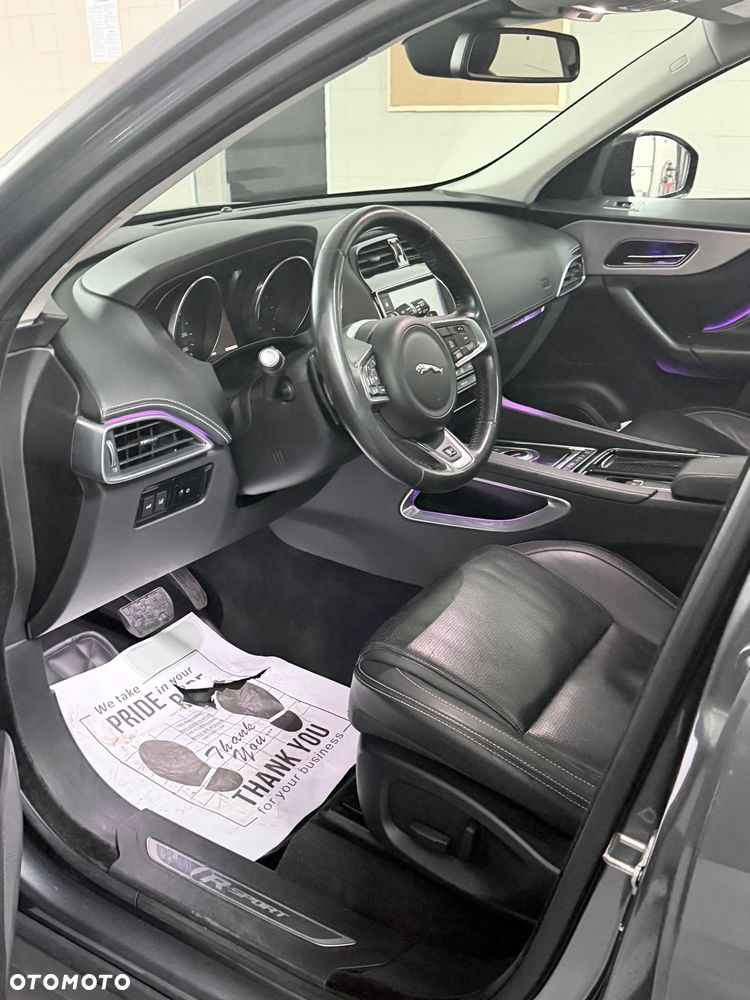 Jaguar F-Pace 2.0 i4D RWD R-Sport - 9