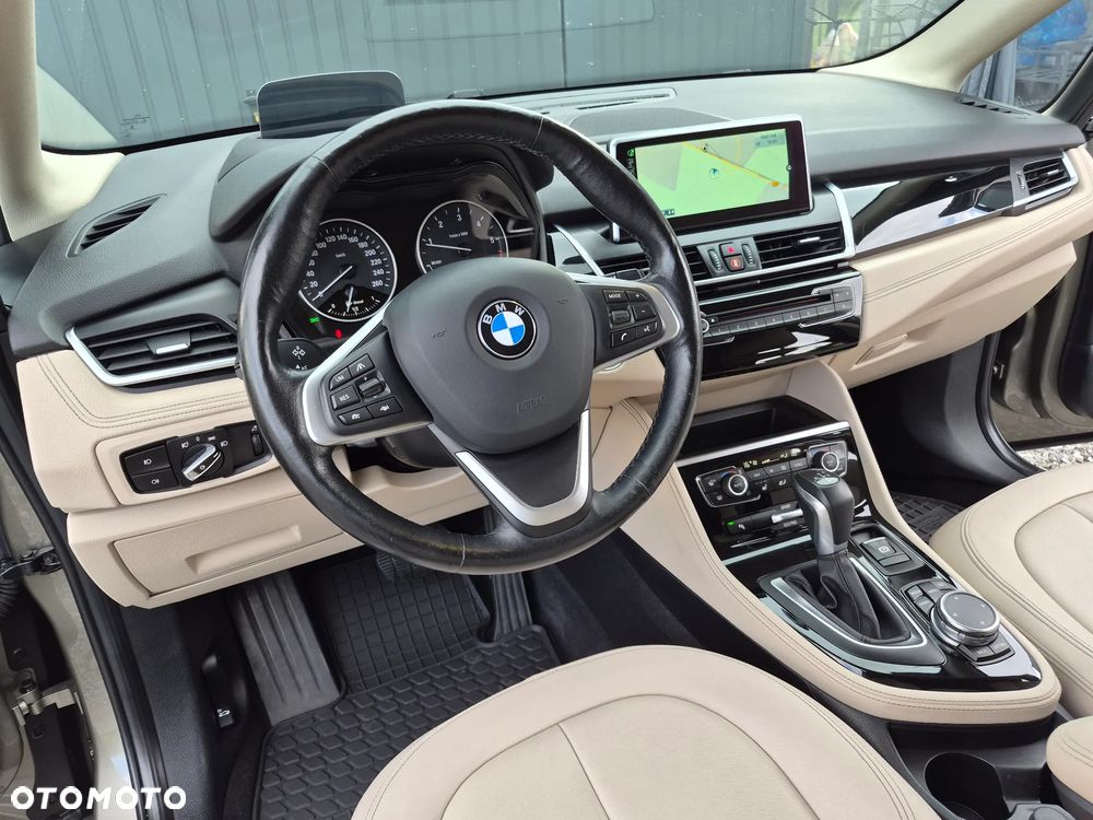 BMW Seria 2 218d Sport-Aut Luxury Line - 14