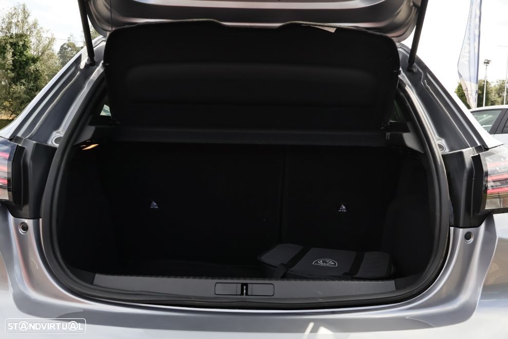 Peugeot e-208 51 kWh Allure - 18
