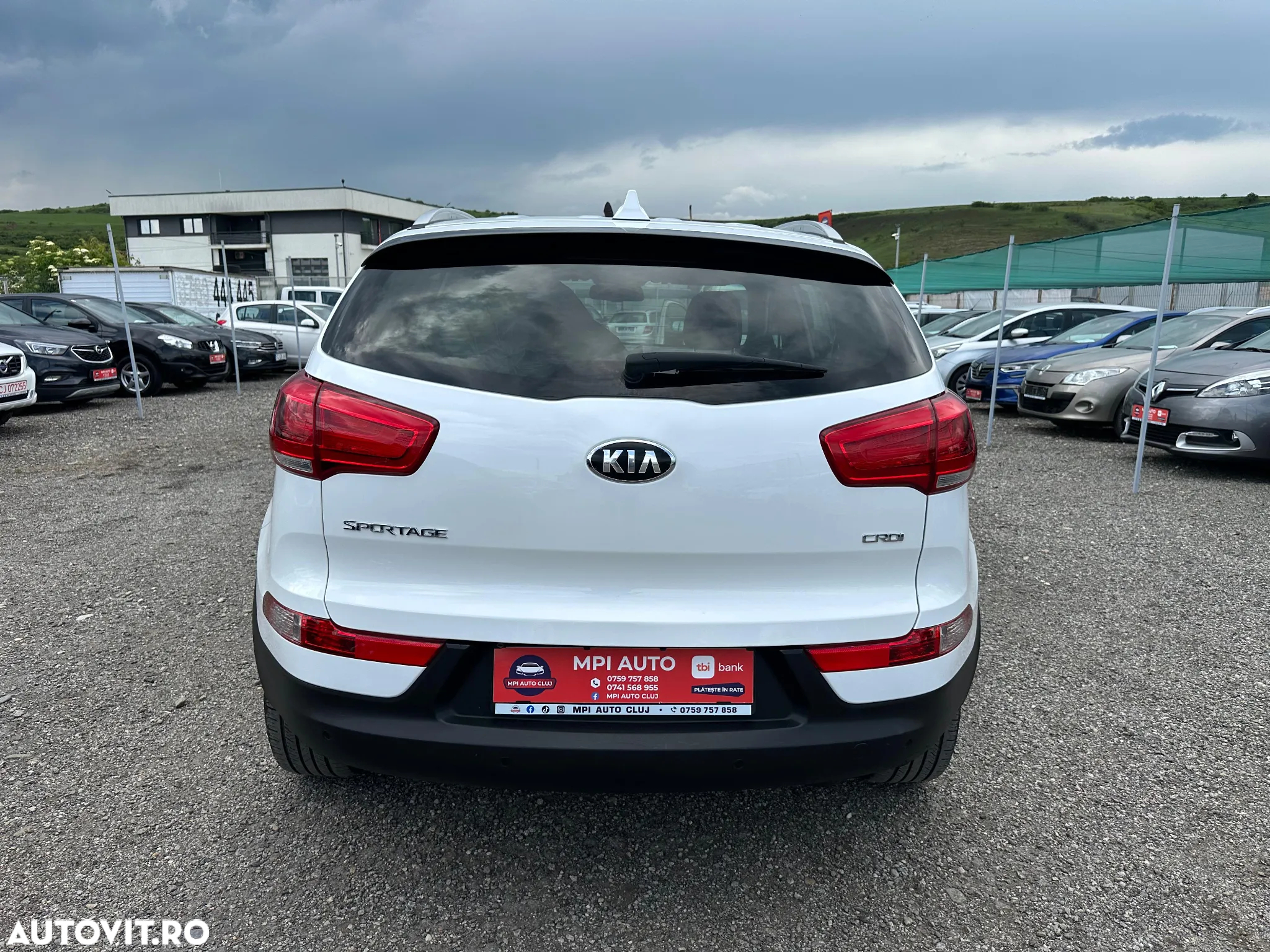 Kia Sportage 2.0 CRDI 4WD Automatik Vision - 12