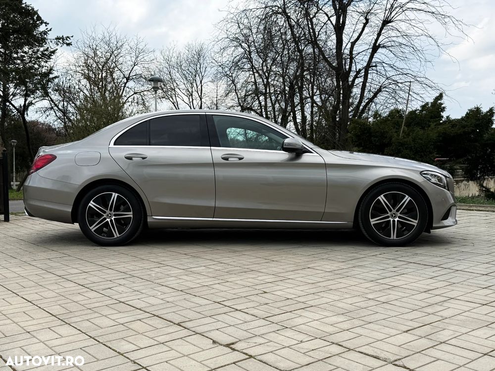 Mercedes-Benz C 200 d - 13