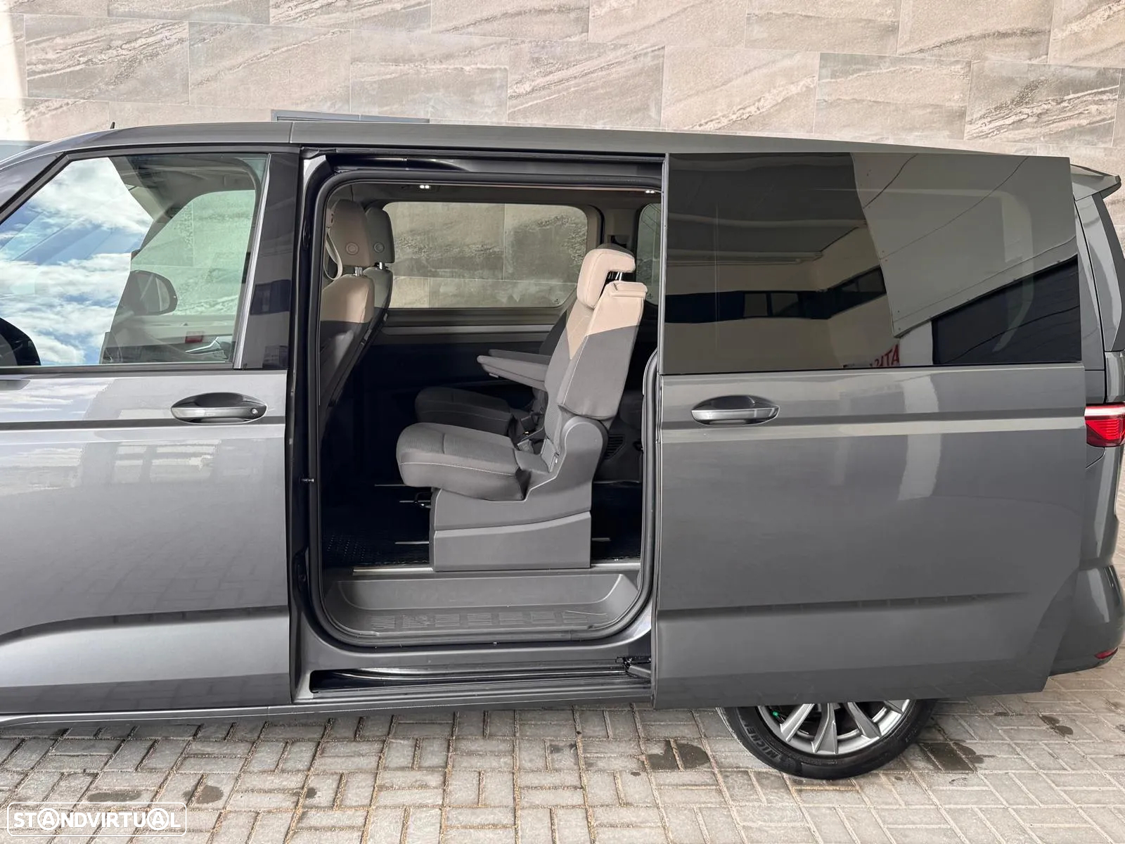 VW Multivan 2.0 TDI Life Longa DSG - 6