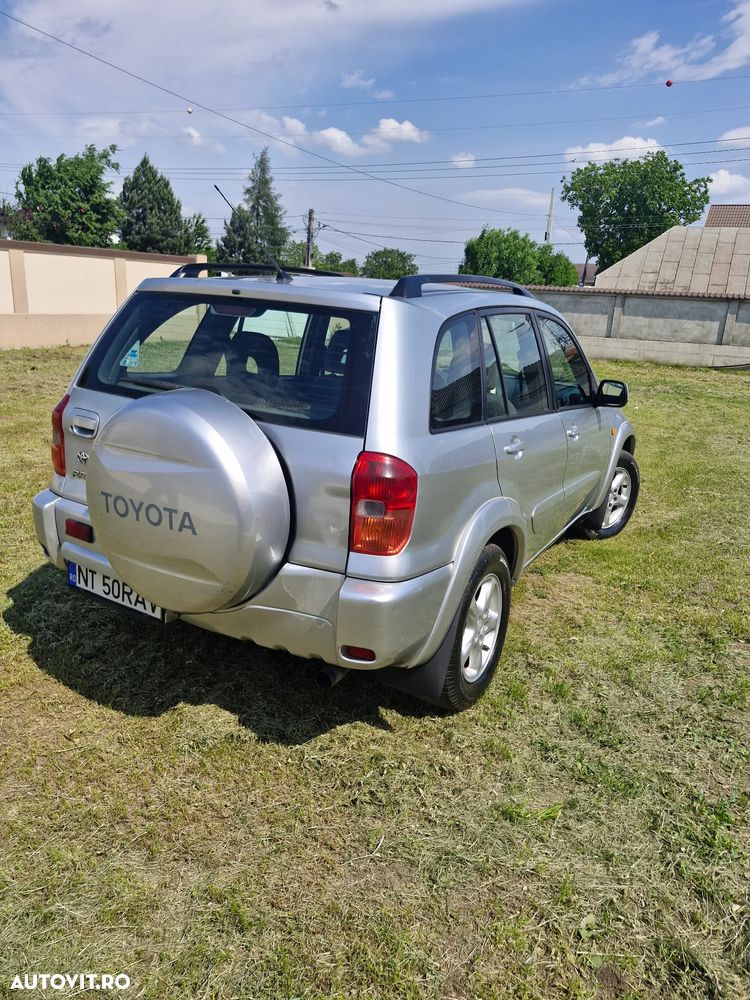 Toyota RAV4 2.0 D-4D Confort - 15
