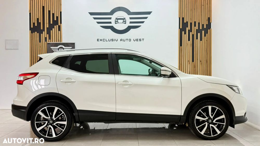 Nissan Qashqai 1.6 DCI Xtronic N-Connecta - 15