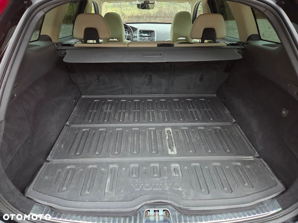 Volvo XC 60 T5 AWD Summum - 18