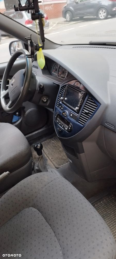Kia Carens 2.0 CRDi EXpedition - 22