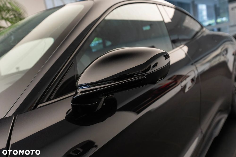 Porsche Taycan 105kWh 4S Black Edition - 33