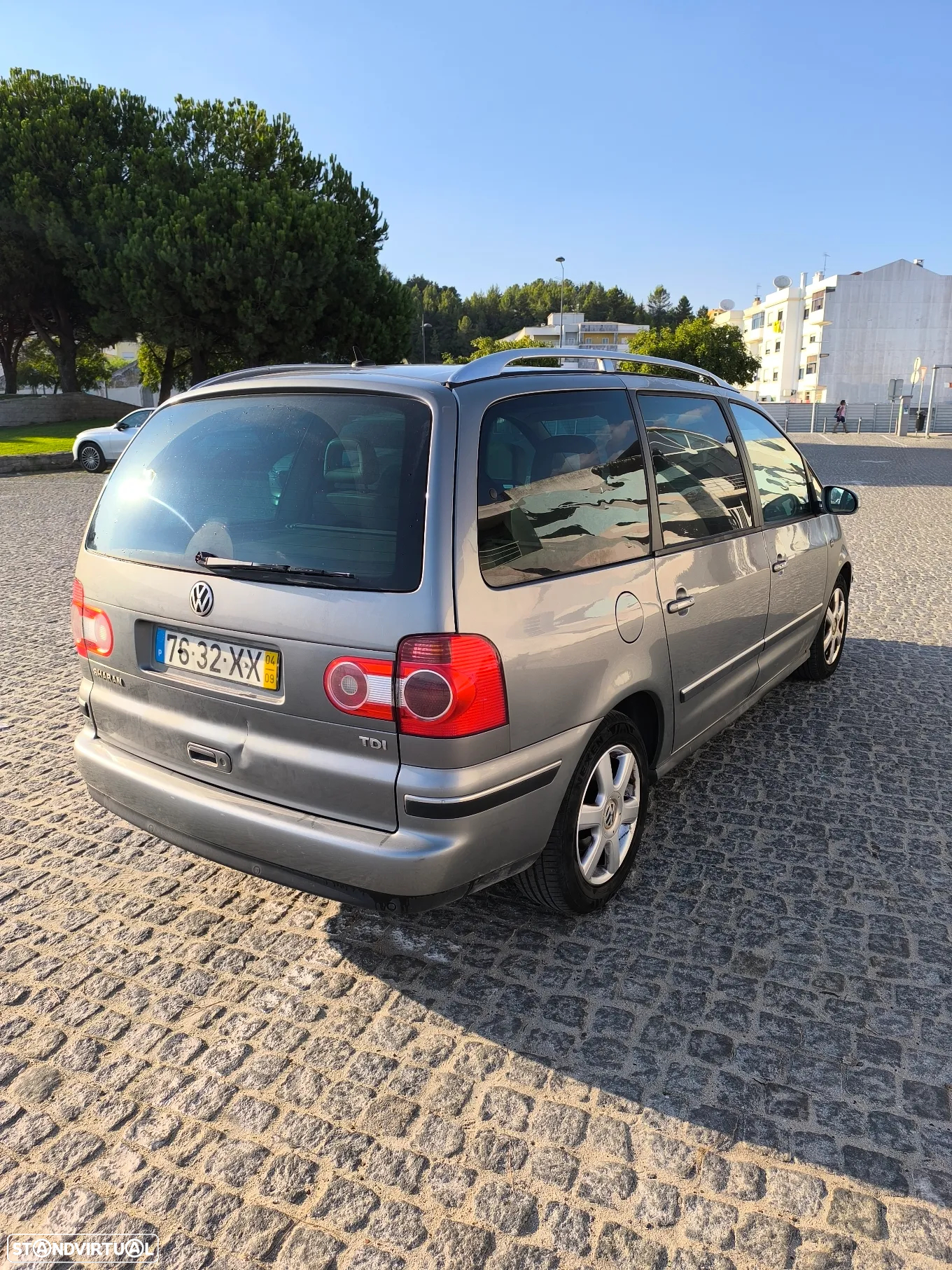 VW Sharan 1.9 TDi Confortline - 4