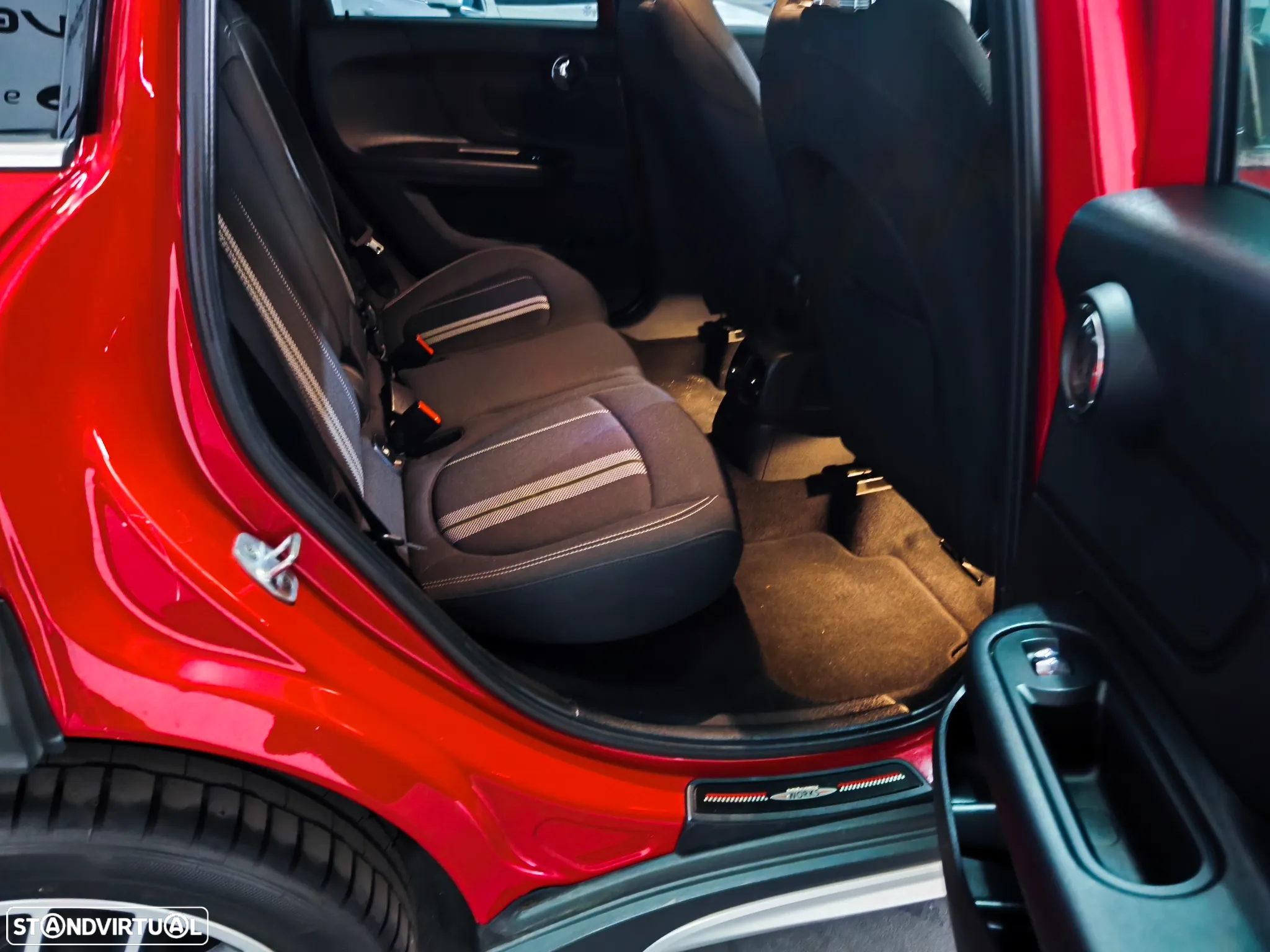 MINI Countryman One D - 11