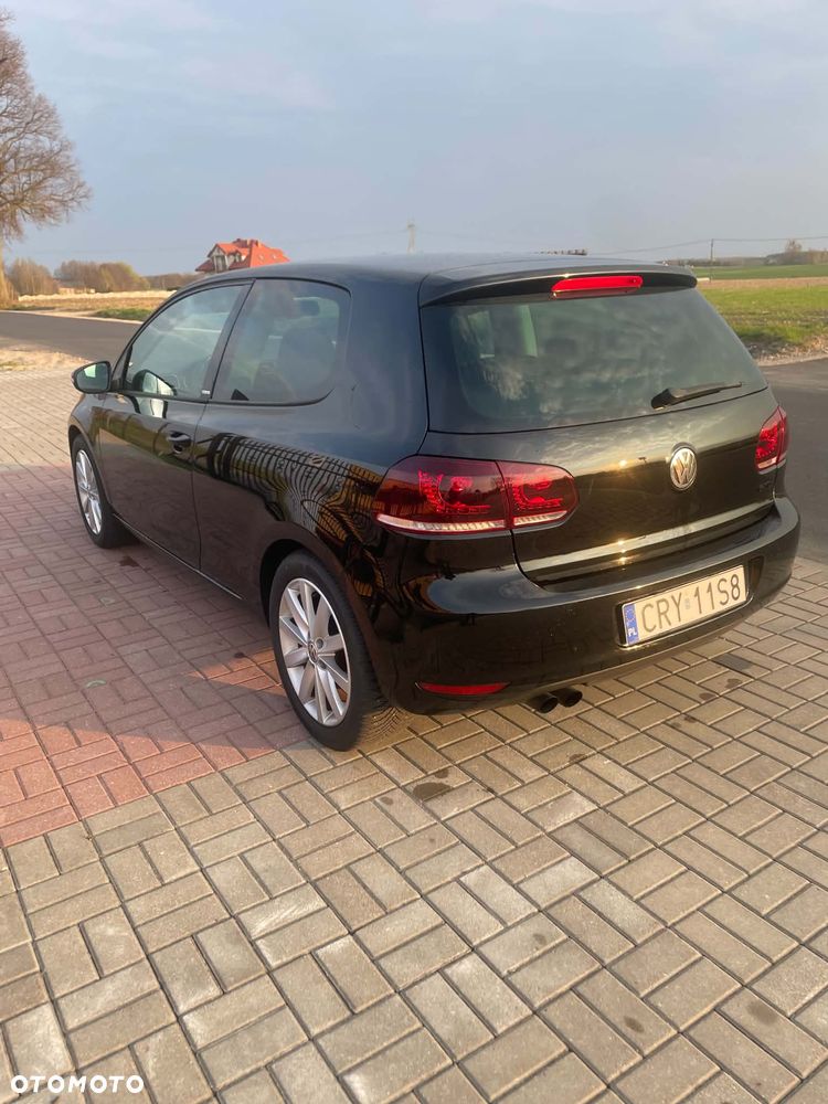Volkswagen Golf 2.0 TDI Highline - 4
