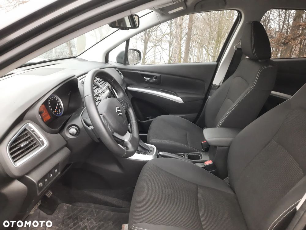 Suzuki SX4 S-Cross 1.0 T Premium - 9