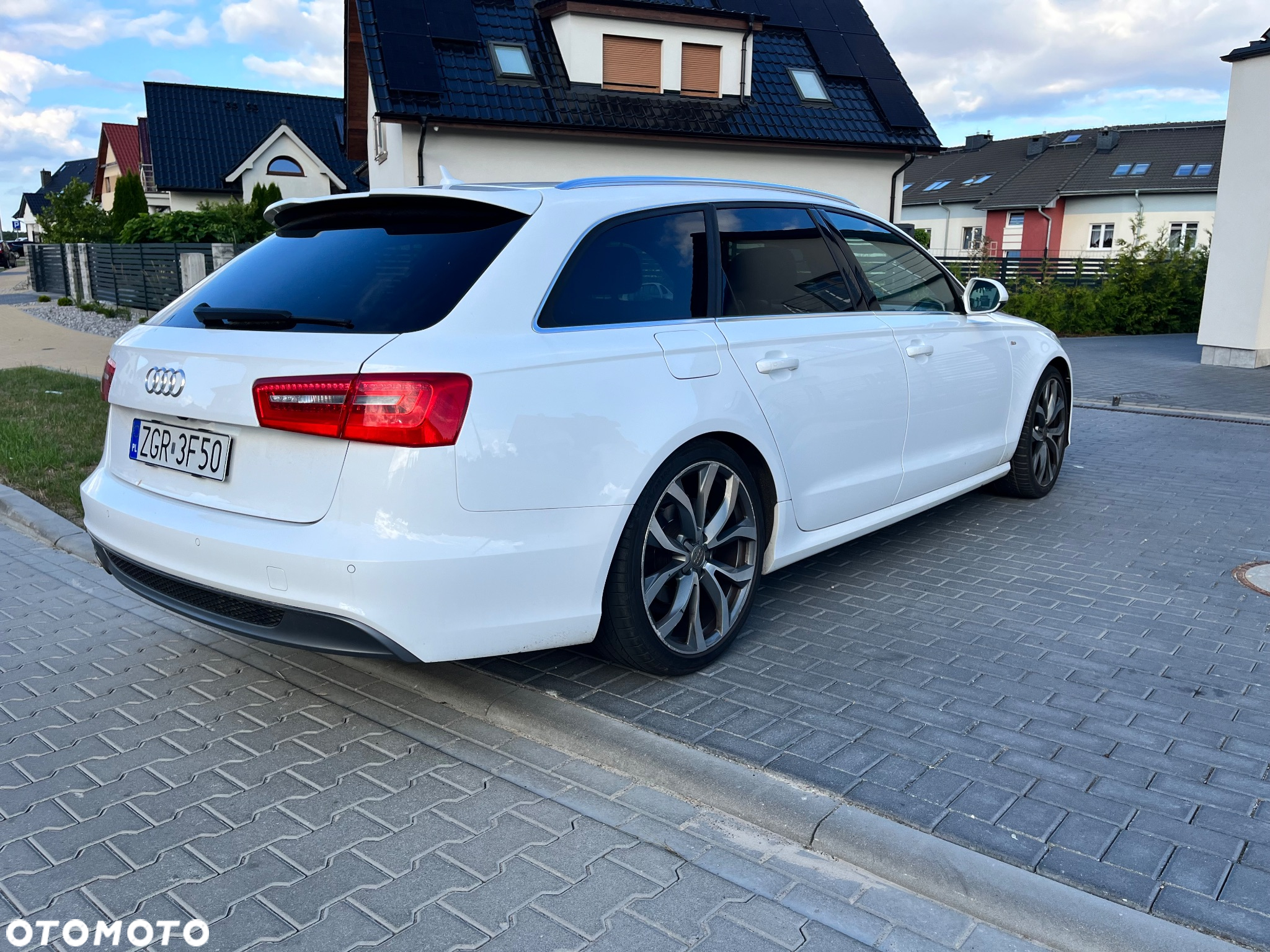 Audi A6 - 4
