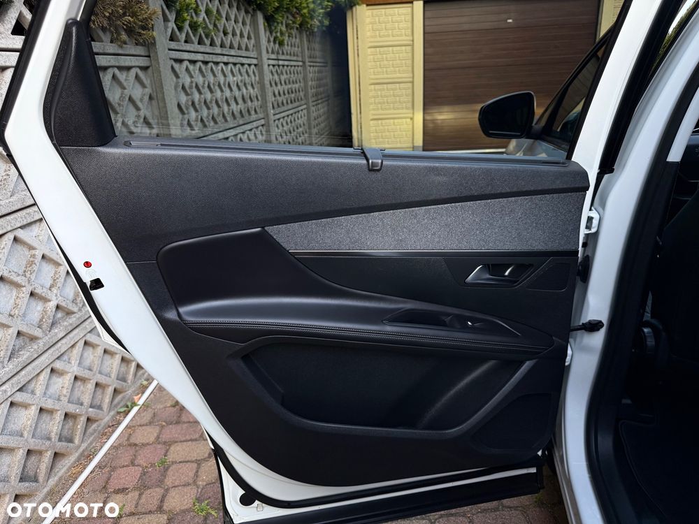 Peugeot 5008 BlueHDi 130 Allure - 9