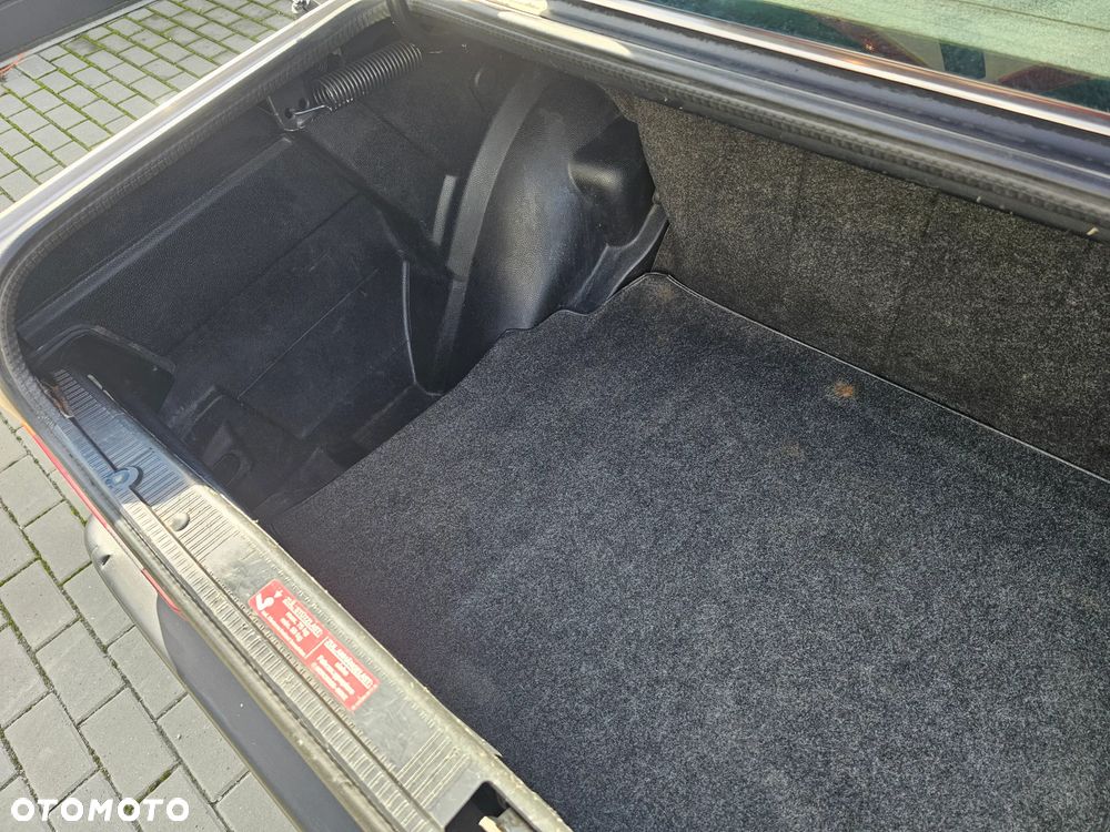 Mercedes-Benz W201 (190) - 18