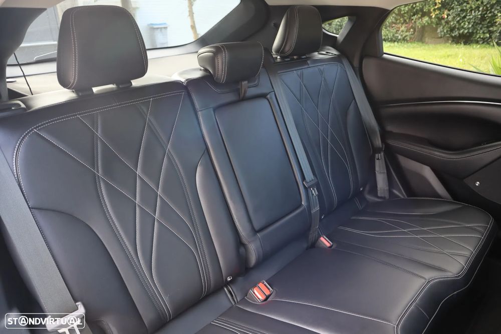 Ford Mustang Mach-E Standard - 26