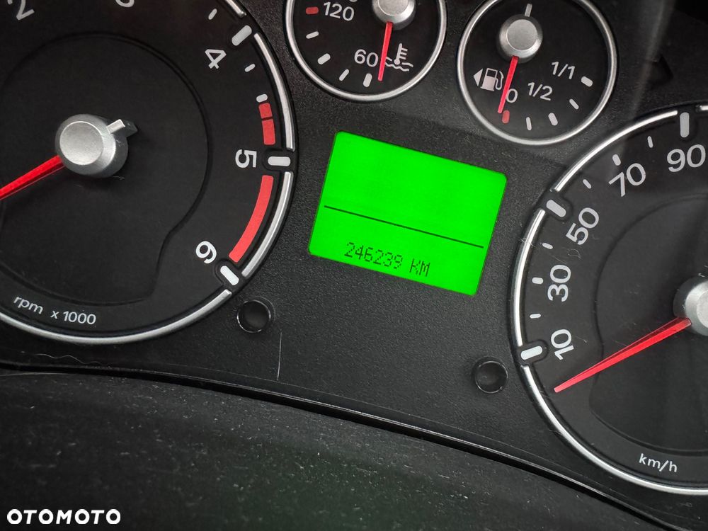 Ford Fiesta 1.4 TDCI - 6