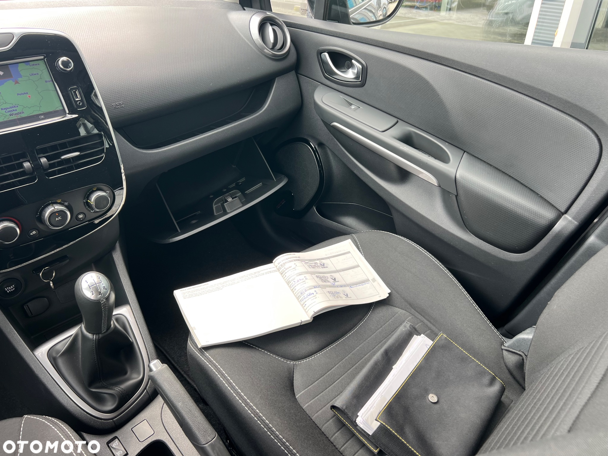 Renault Clio 0.9 Energy TCe Limited - 26
