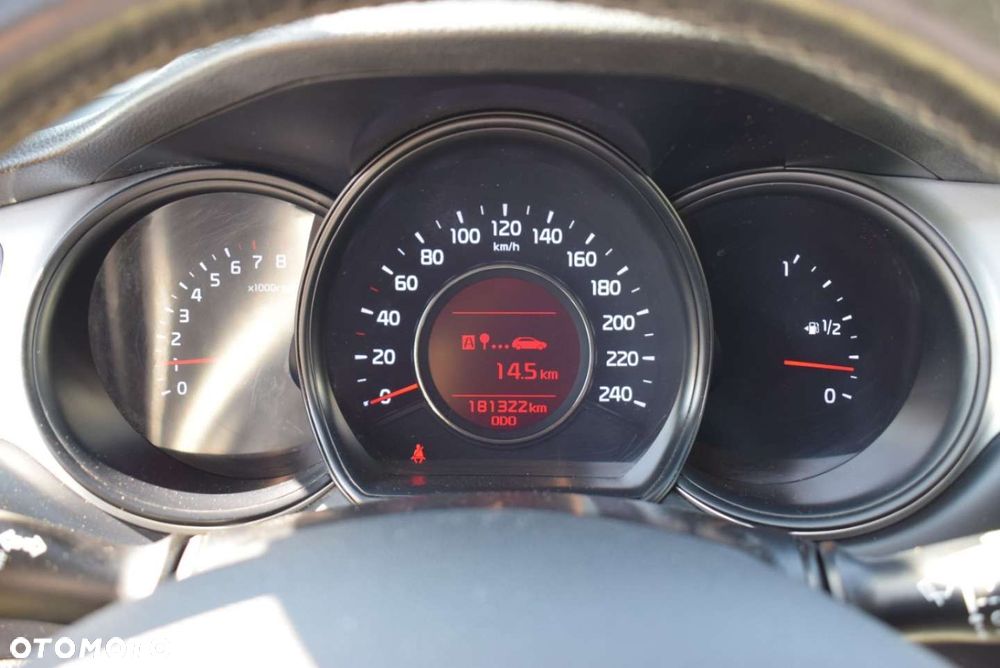 Kia Ceed - 29