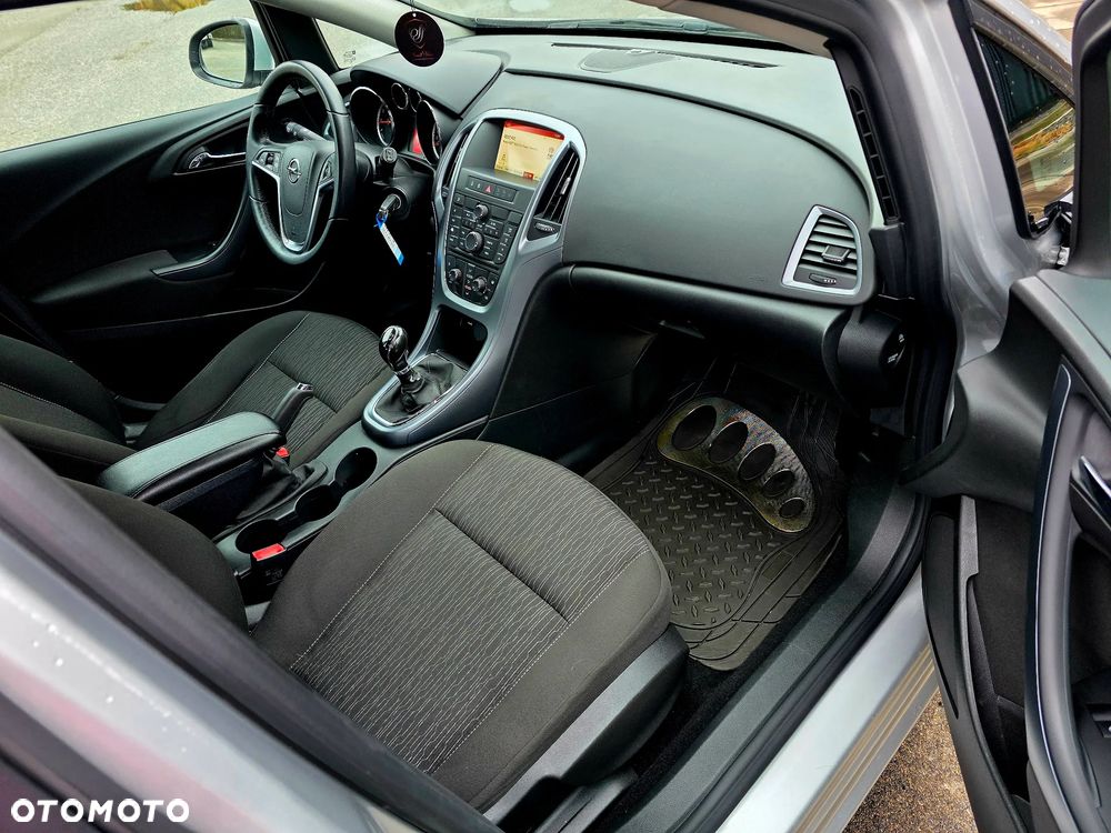 Opel Astra 1.6 Enjoy - 16