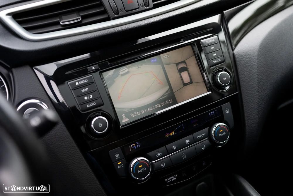 Nissan Qashqai 1.5 dCi N-Connecta DCT - 29
