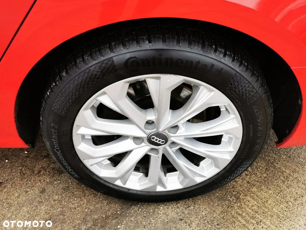 Audi A4 Avant 35 TDI Sport S tronic - 27