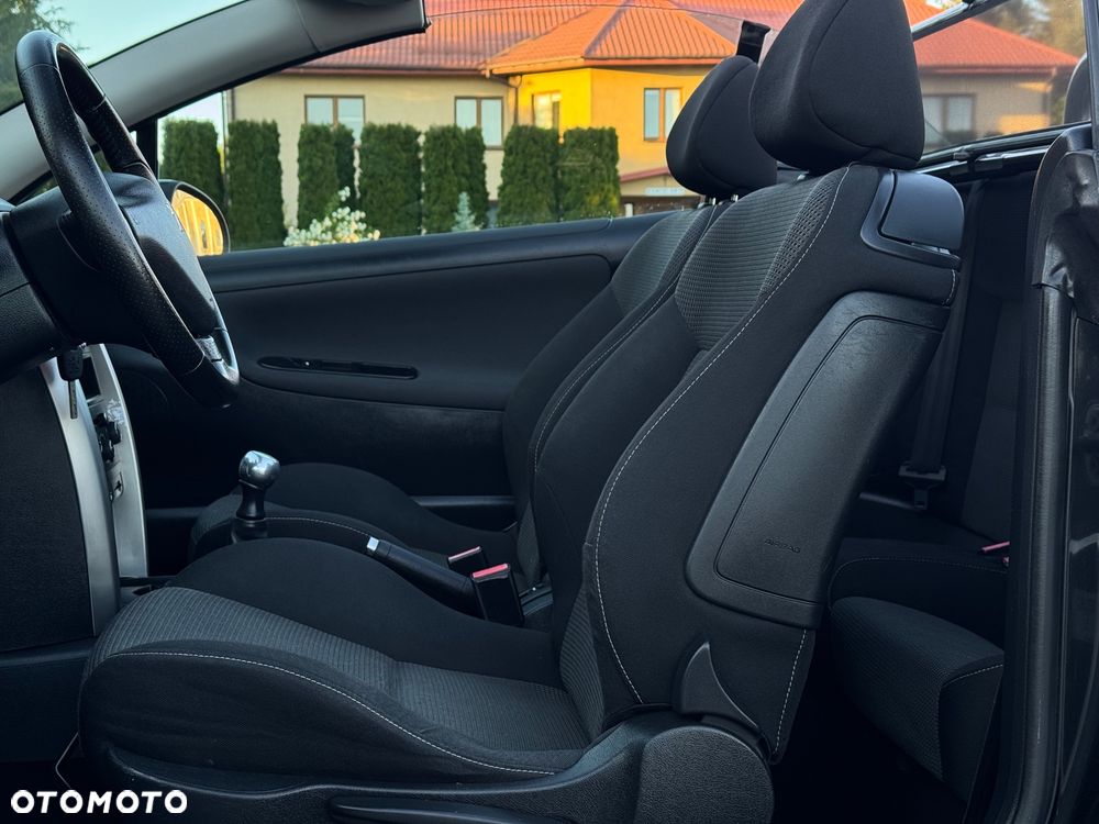 Peugeot 207 CC 120 VTi Premium - 33