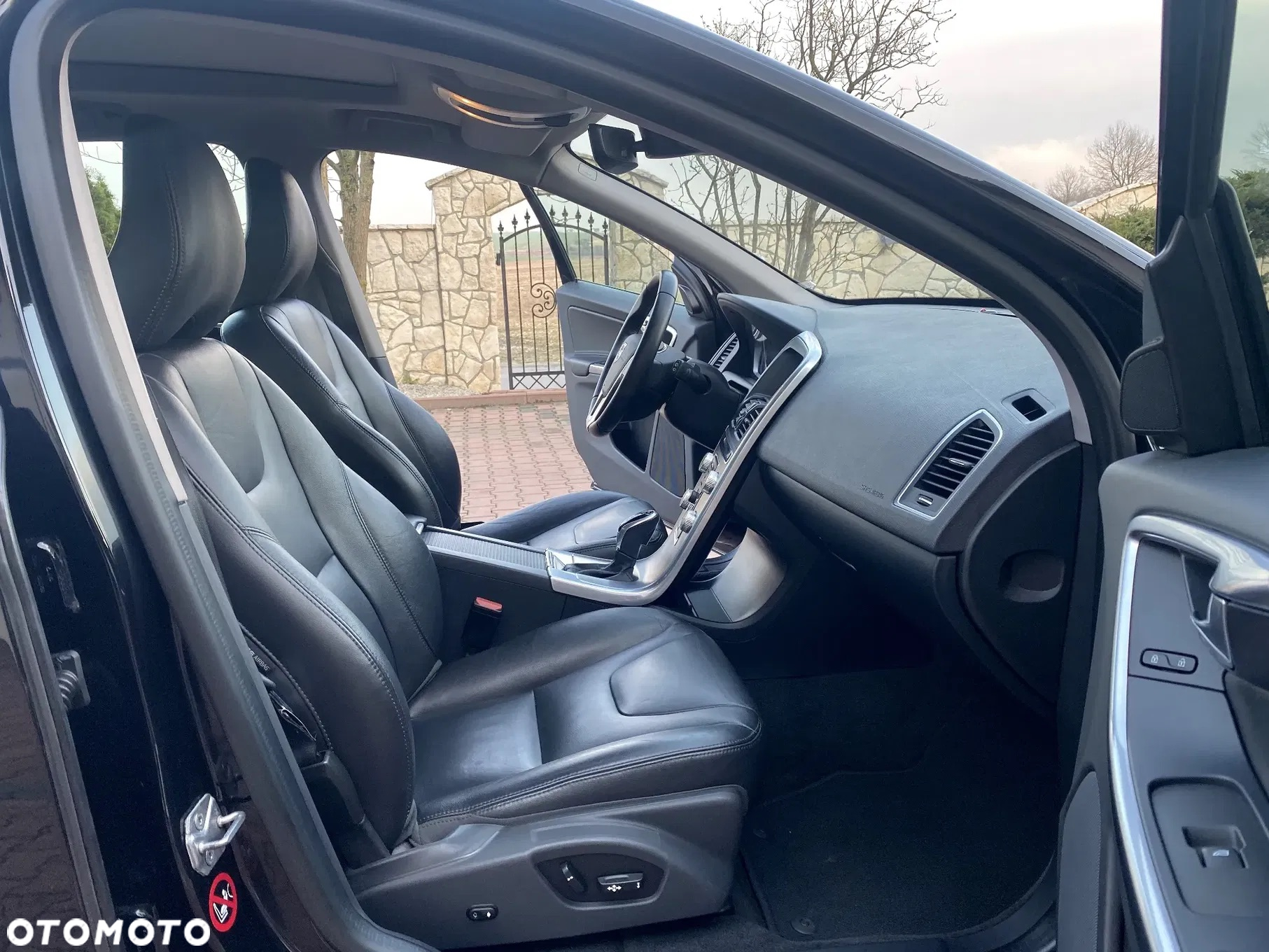 Volvo XC 60 D4 AWD Summum - 11