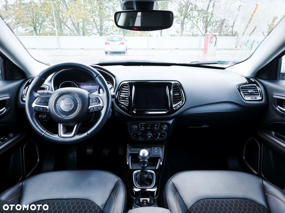 Jeep Compass 1.3 TMair Limited FWD S&S - 10