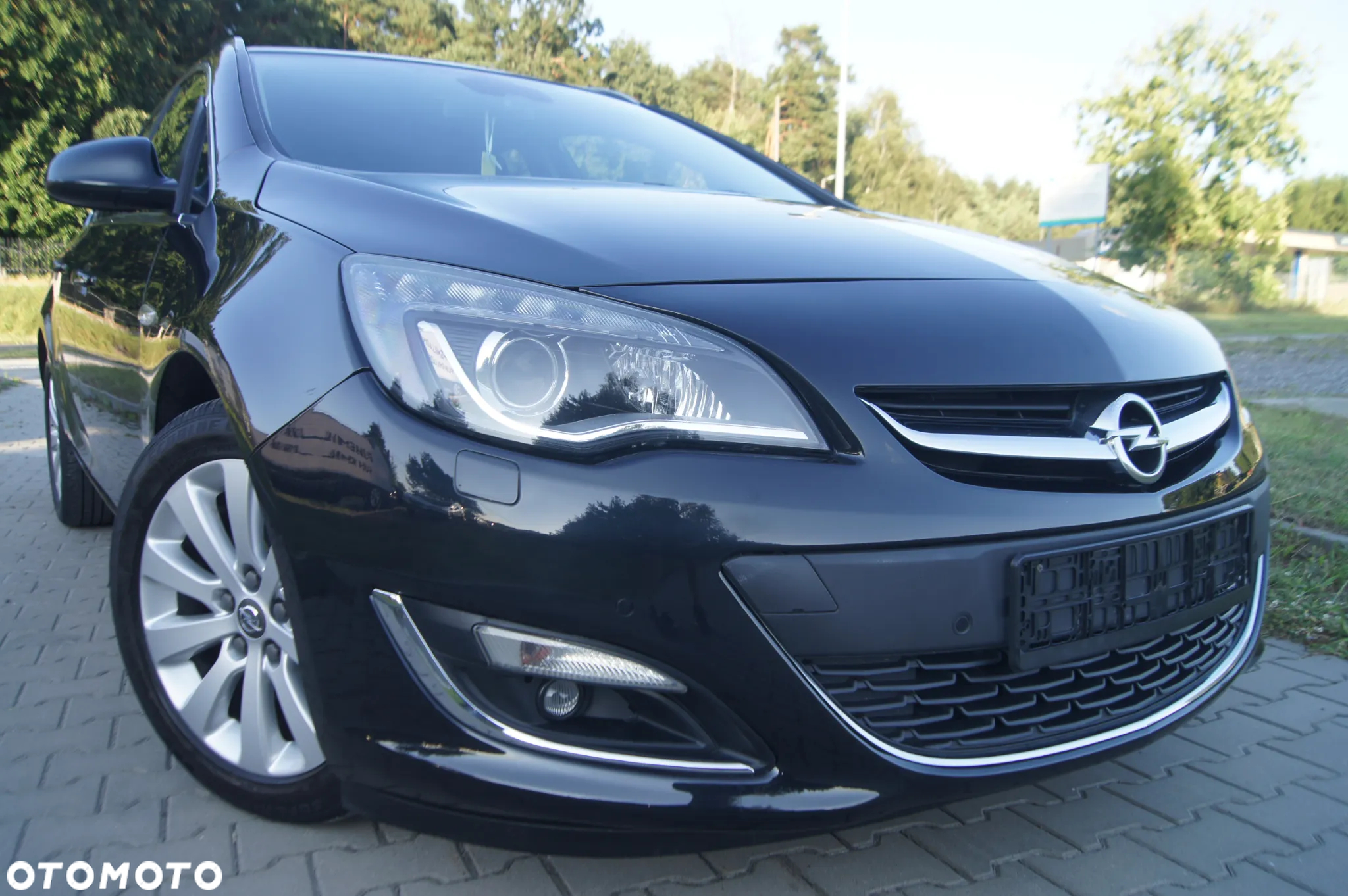 Opel Astra 1.7 CDTI DPF Cosmo - 10