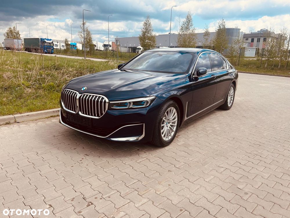BMW Seria 7 730d xDrive mHEV